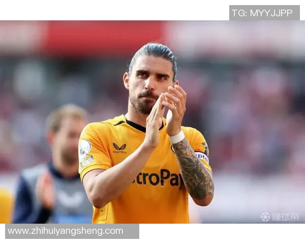 社交恐惧症球星如何在足球场上克服内心障碍与压力逆袭成功