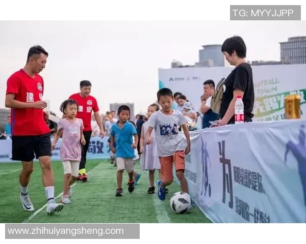 足球明星子女拍摄技巧全解析 如何打造专业级亲子足球摄影作品